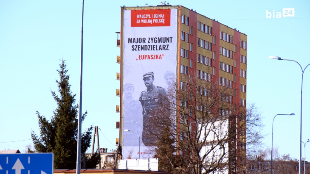 Billboard z Łupaszką widoczny od strony ul. Zwierzynieckiej /fot. H. Korzenny Bia24/