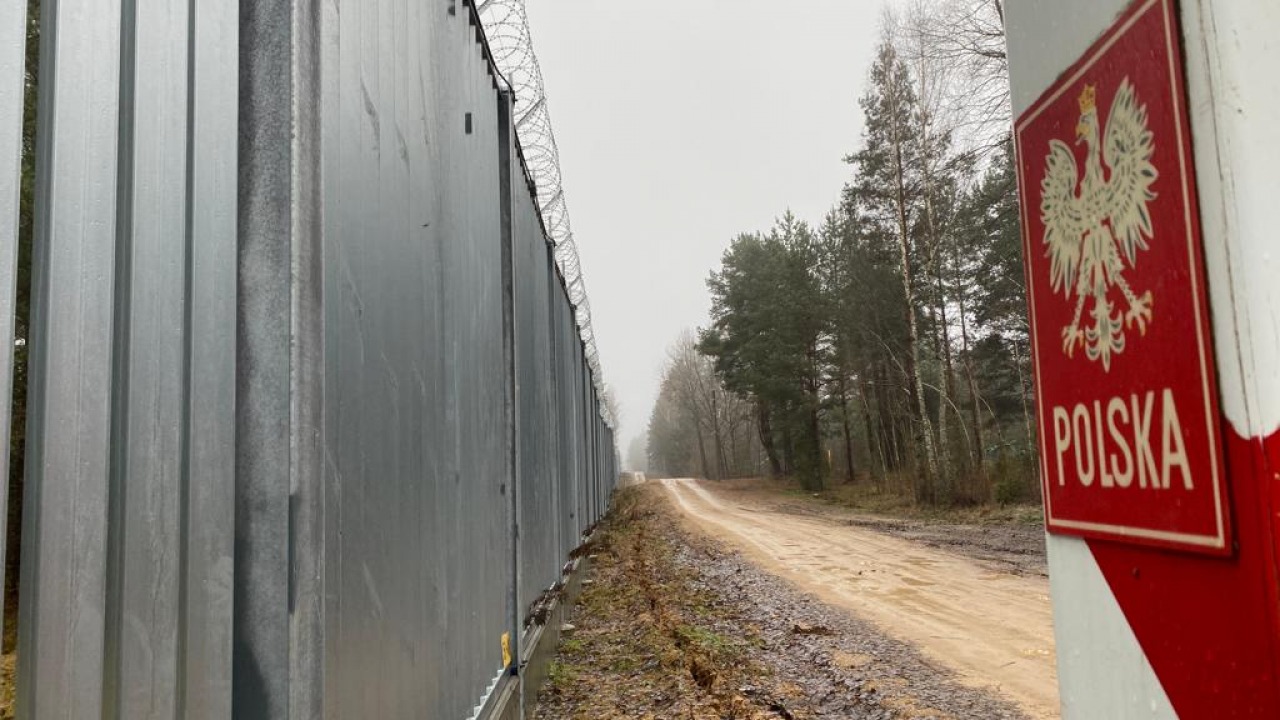 Stalowa zapora na granicy z Białorusią [Fot. Straż Graniczna]