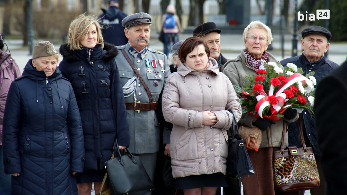 Delegacja Związku Piłsudczyków (w&nbsp;mundurze marszałka - Czesław Jakubowicz) /fot. H. Korzenny/