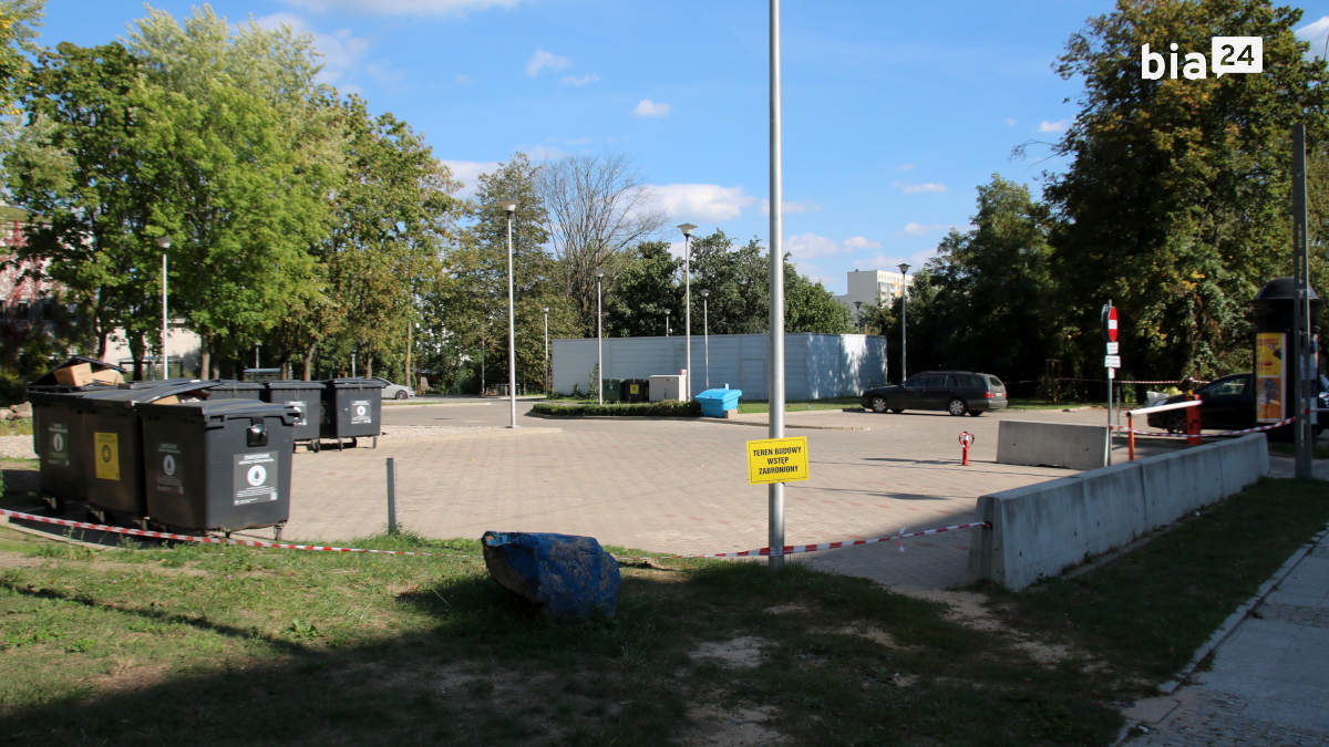 Stary - nowy parking przy operze od&nbsp;strony ul. Kijowskiej /fot. H. Korzenny/