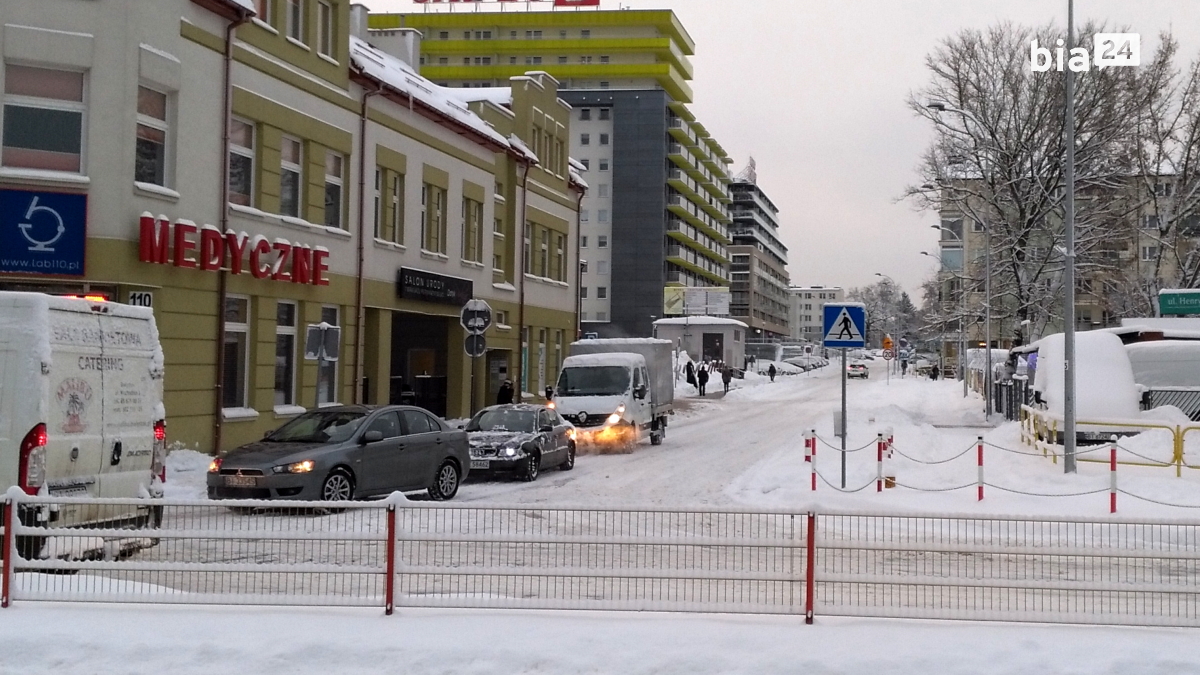 Białystok, 16 stycznia 2019, godz. 8:00 ul. Ryska, 15 godzin po&nbsp;ustaniu opadów śniegu /fot. H. Korzenny Bia24/