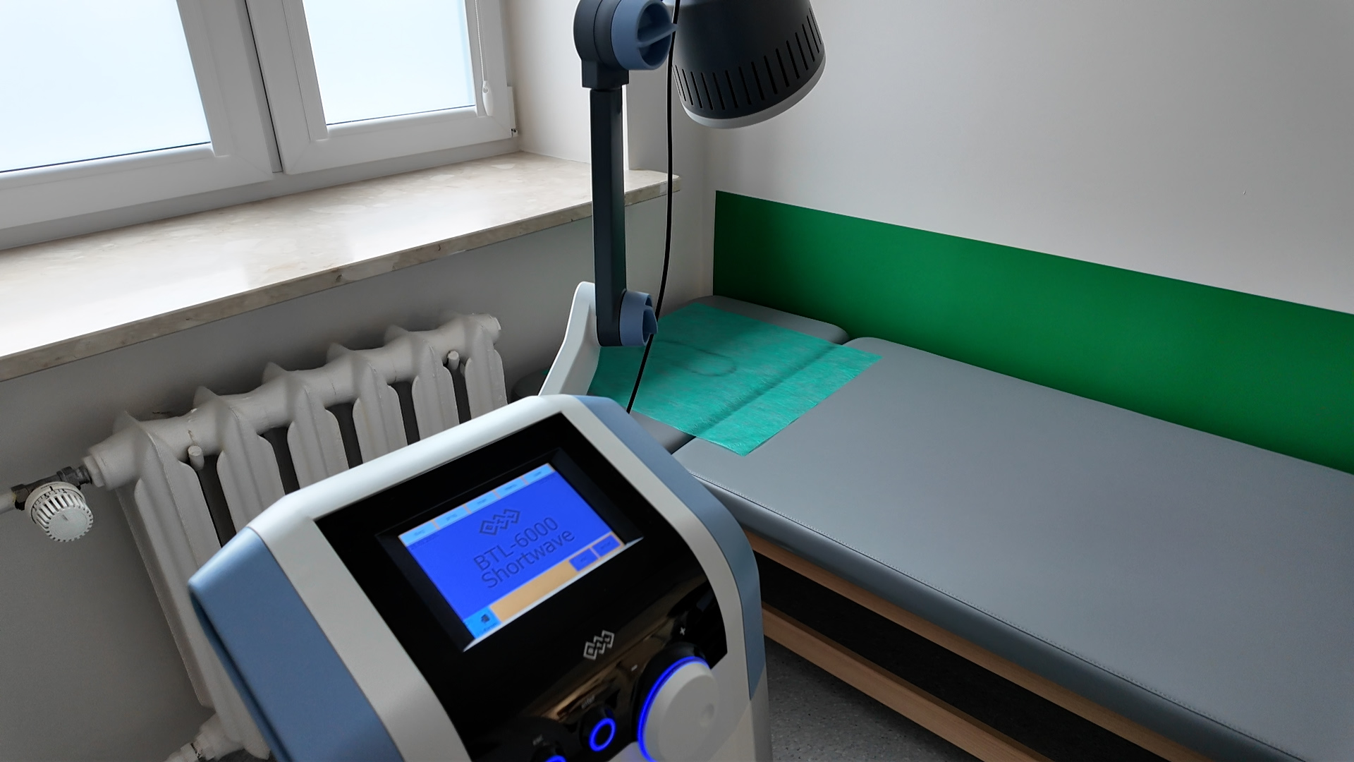 Sala rehabilitacji w&nbsp;poradni [fot. UM Białystok]