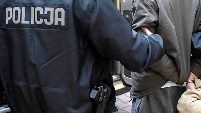 Ukradli 200 tys. zł. Policjanci zatrzymali oszustów