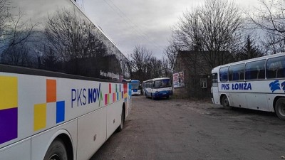Dworzec PKS w&nbsp;Augustowie wreszcie sprzedany, ale autobusy będą tam zajeżdżać