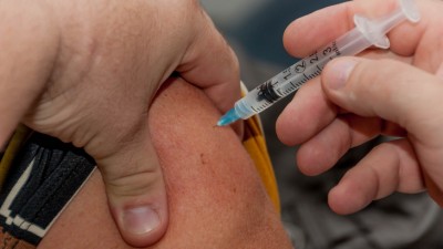 Senior przeciw grypie zaszczepi się bezpłatnie