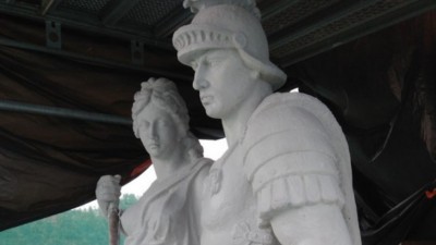 Rzeźby na&nbsp;Pałacu Branickich po&nbsp;renowacji