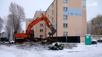 Bohaterów Getta 9 - ani domu, ani parkingu: czarna pamięć