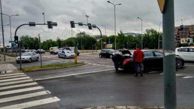 Wypadek na&nbsp;skrzyżowaniu ulic: Piastowskiej i&nbsp;Mieszka