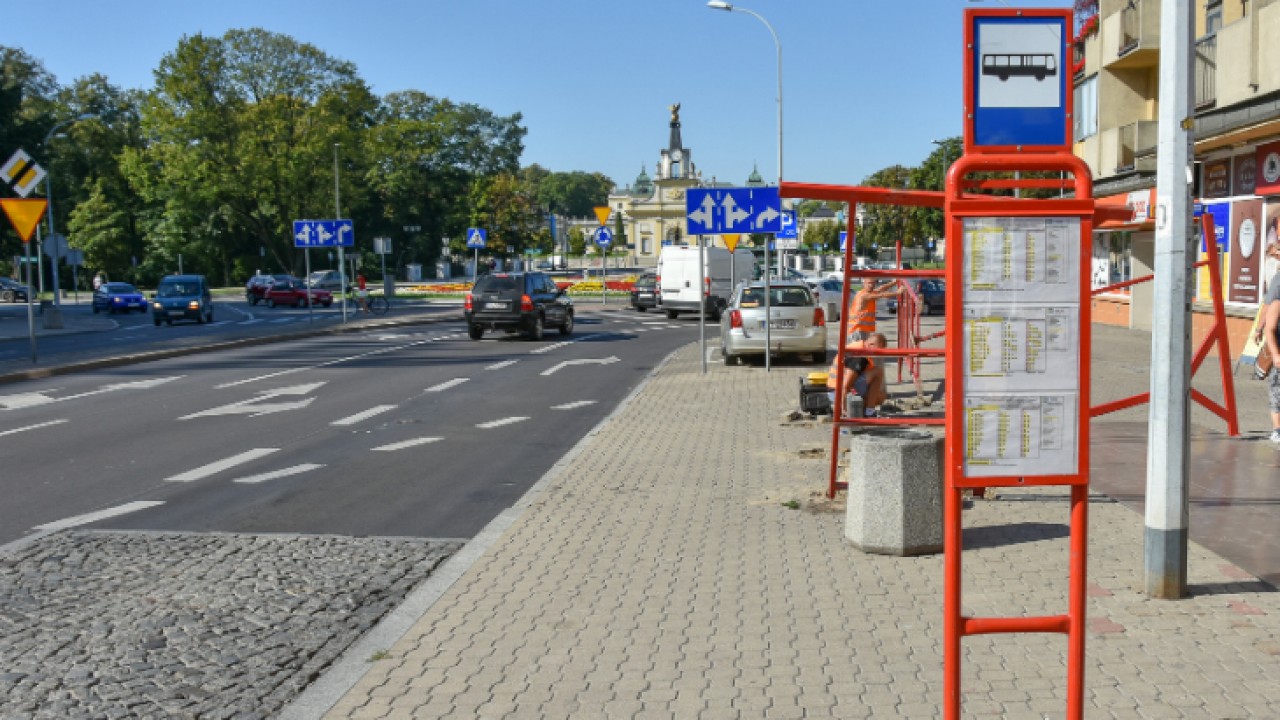 Przystanek przy ul. Pałacowej powinien się zazielenić w ciągu miesiąca /fot. UM Białystok/
