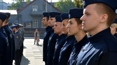 W Białymstoku przybywa nowych policjantów