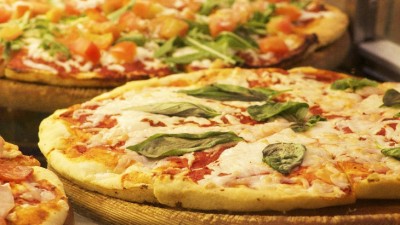 Wszystko, co musisz wiedzieć o&nbsp;pizzy rzymskiej!
