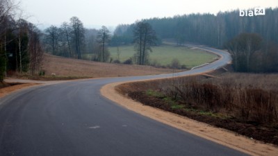 Bobrowniki - Łużany: nowa droga asfaltowa