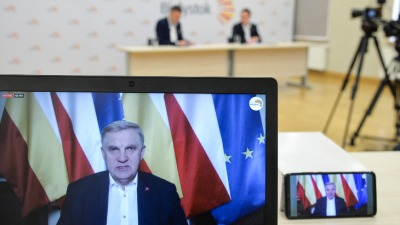 By decyzje znów nie&nbsp;zaskoczyły. Prezydent pisze do&nbsp;premiera w&nbsp;sprawie szkół