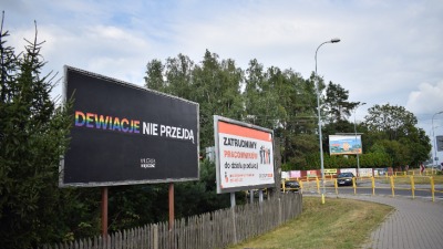 Homofobiczne banery. Prezydent kieruje sprawę do&nbsp;prokuratury