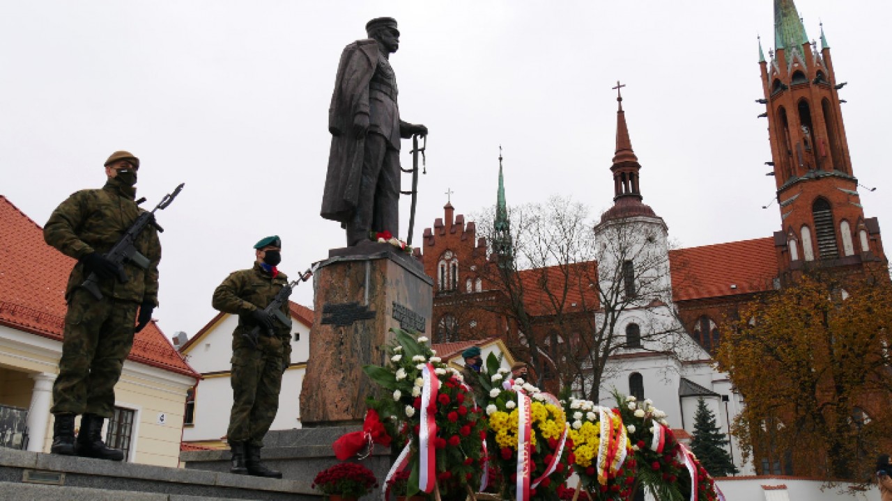 Pomnik Józefa Piłsudskiego w Białymstoku 