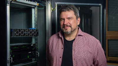 Thor gotowy do&nbsp;akcji - czyli superkomputer na&nbsp;UwB
