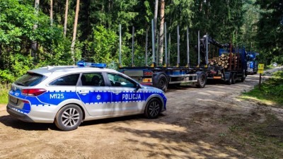 Motorower zderzył się ze&nbsp;scanią. Wypadek pod Żednią