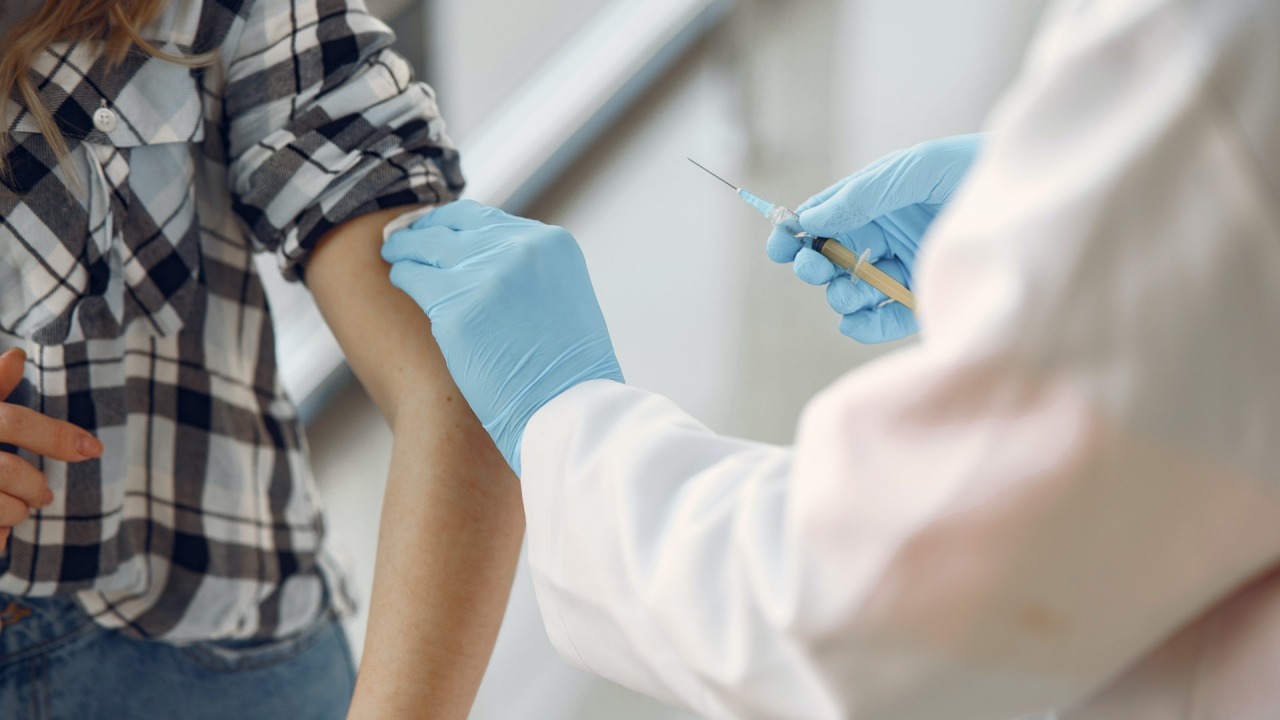 Jutro (2.11) rusza rejestracja na szczepienia trzecią dawką preparatu przeciw koronawirusowi [fot. pixabay.com]