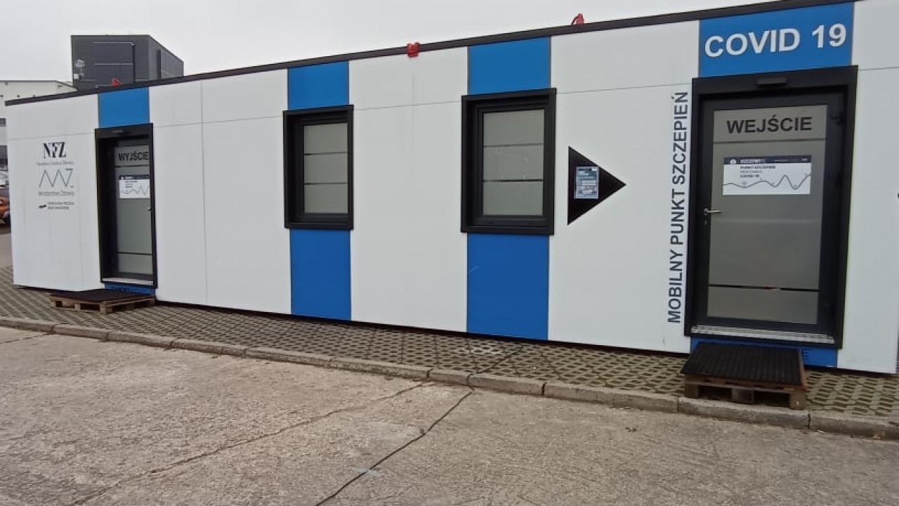 Mobilny Punkt Szczepień na kampusie Politechniki Białostockiej [fot. Paulina Górska, Bia24]