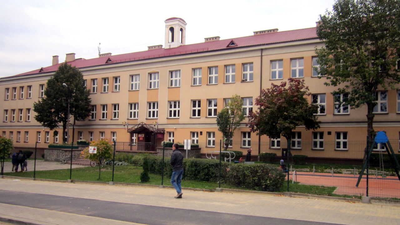 Szkoła Podstawowa nr 4 w Białymstoku [fot. wikimedia.org]