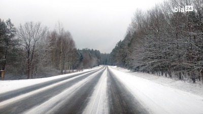 Śnieg i&nbsp;trudne warunki na&nbsp;drogach