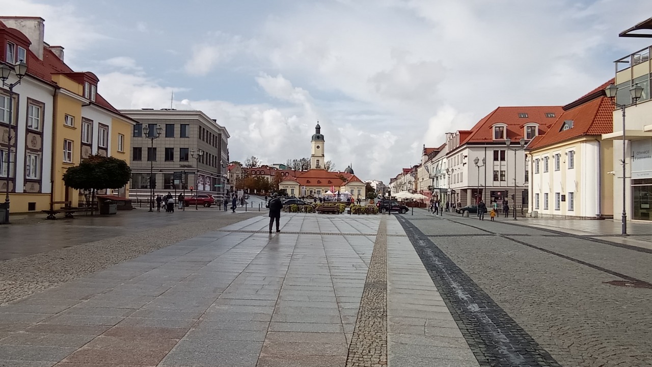 Wiec solidarnościowy odbędzie przed białostockim ratuszem na Rynku Kościuszki [fot. Bia24]