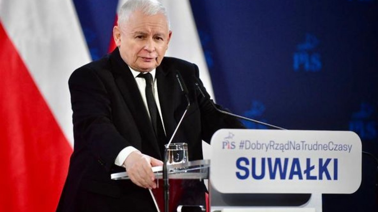 Prezes PiS Jarosław Kaczyński na spotkaniu w Suwałkach [fot. PiS] 