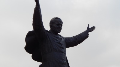 Radni PiS w&nbsp;obronie Jana Pawła II