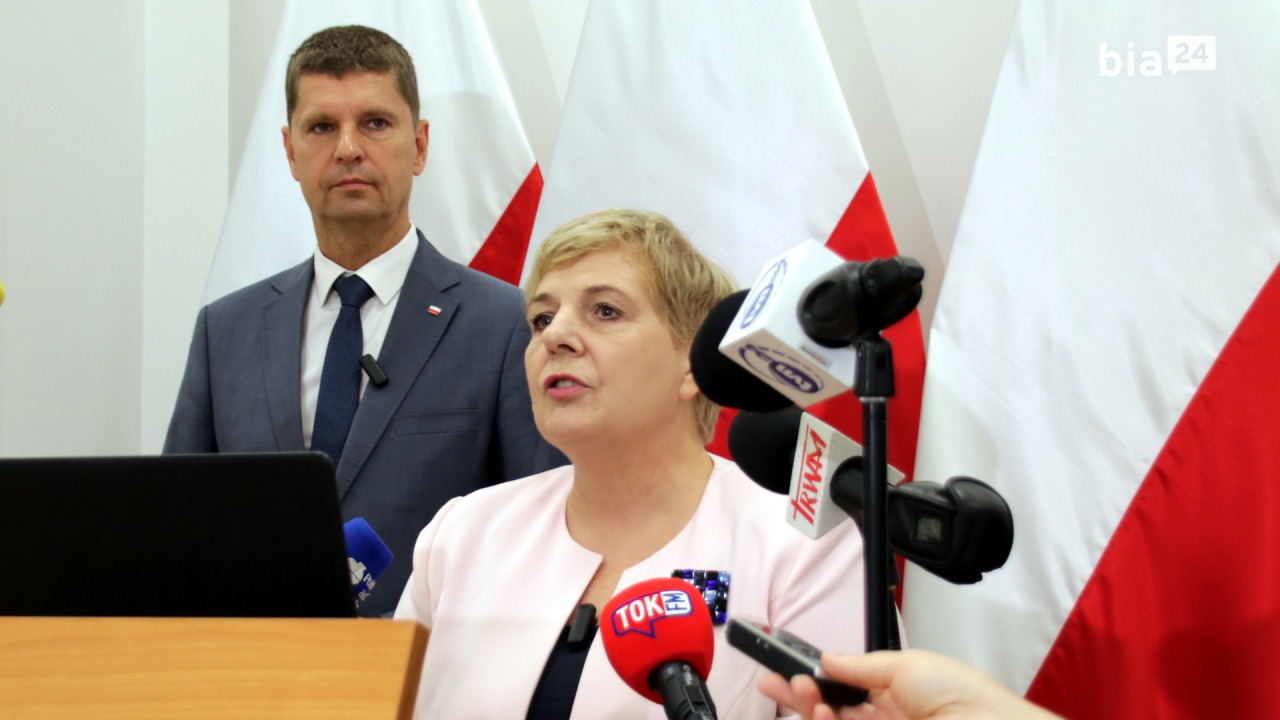 Beata Pietruszka i Dariusz Piontkowski podczas konferencji prasowej [fot. archiwum Bia24]