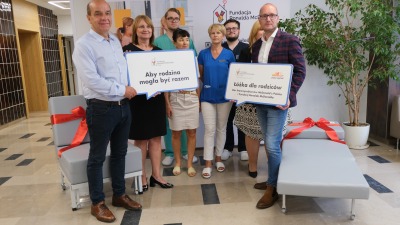 11 łóżek dla rodziców małych pacjentów przekazała Fundacja Ronalda McDonalda