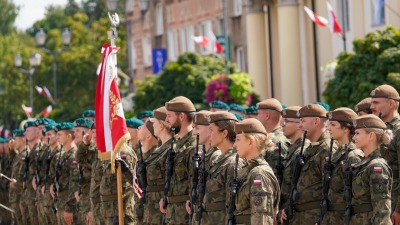 Święto Wojska Polskiego. Obchody na&nbsp;rynku, bezpłatne zwiedzanie i&nbsp;spacer