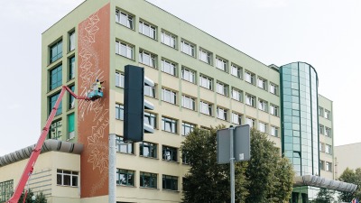 Nowy mural powstaje przy ul. Wyszyńskiego