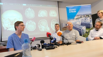 Nowa operacja w&nbsp;Klinice Neurochirurgii USK