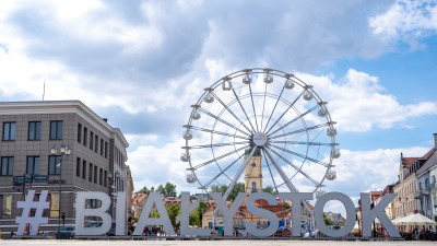 Karol Nawrocki odwiedzi Białystok