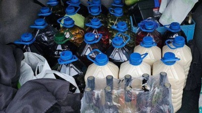 Przewoził niemal 130 l nielegalnego alkoholu. Wpadł podczas kontroli drogowej