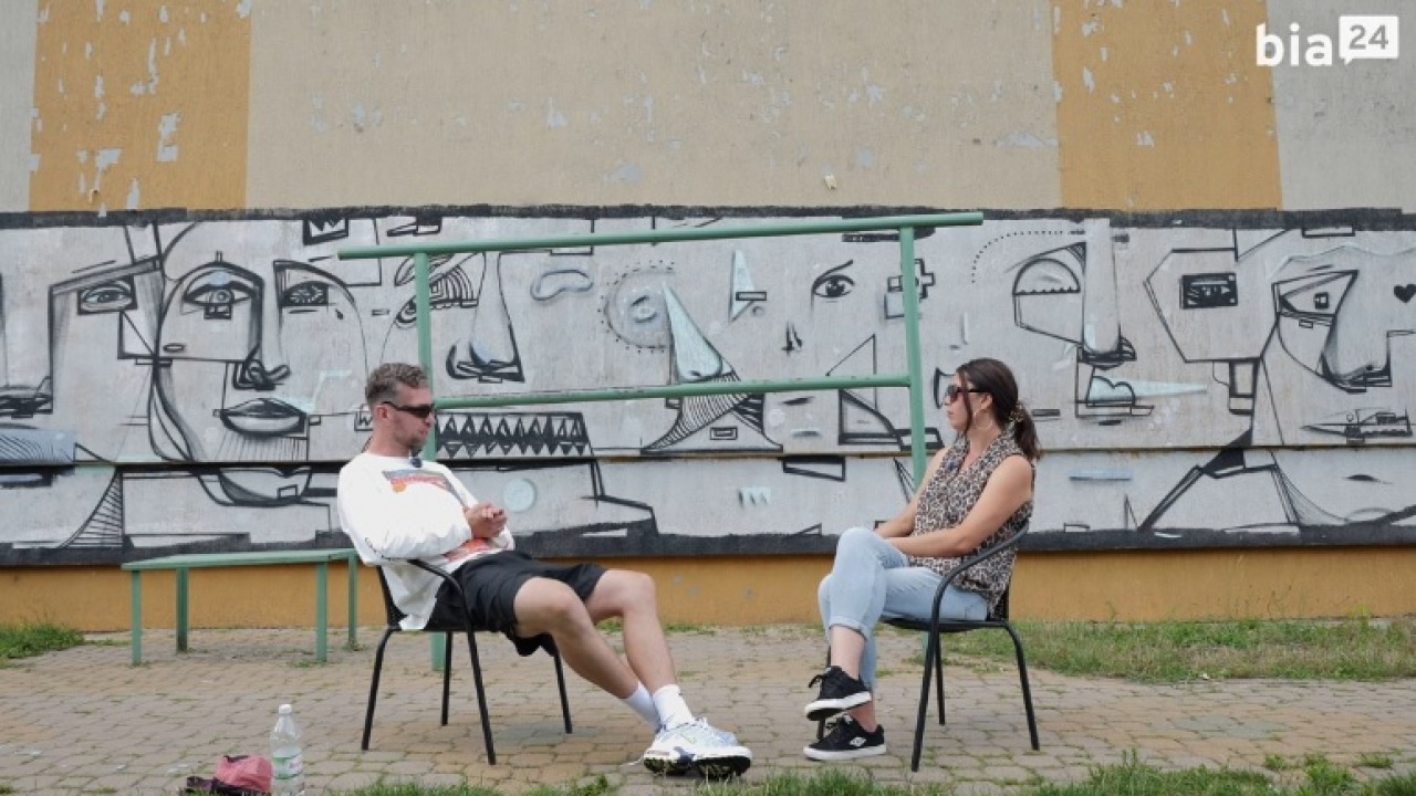 VIDEO.  Od&nbsp;rapu do&nbsp;street artu. Przemysław PRAKTIS Sieńko o&nbsp;swojej artystycznej drodze