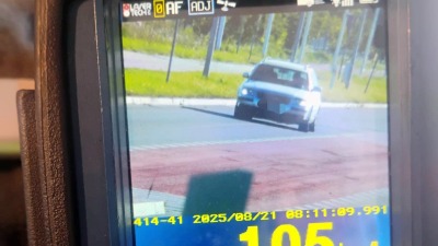 Pędził 105 km/h w&nbsp;terenie zabudowanym – stracił prawo jazdy