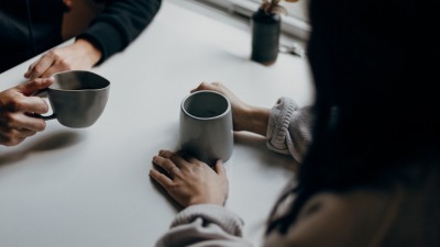 Czym właściwie jest psychoterapia i&nbsp;kto może z&nbsp;niej skorzystać? Obalamy popularne mity