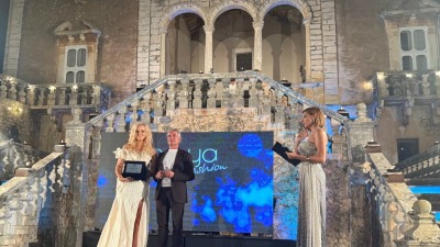 ETERNA - międzynarodowa premiera najnowszej kolekcji MO.YA fashion