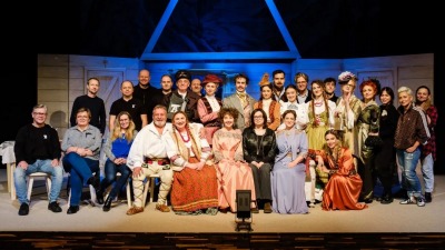 RECENZJA. "Koncert" w&nbsp;Teatrze Dramatycznym, czyli przebojowy spektakl emocji