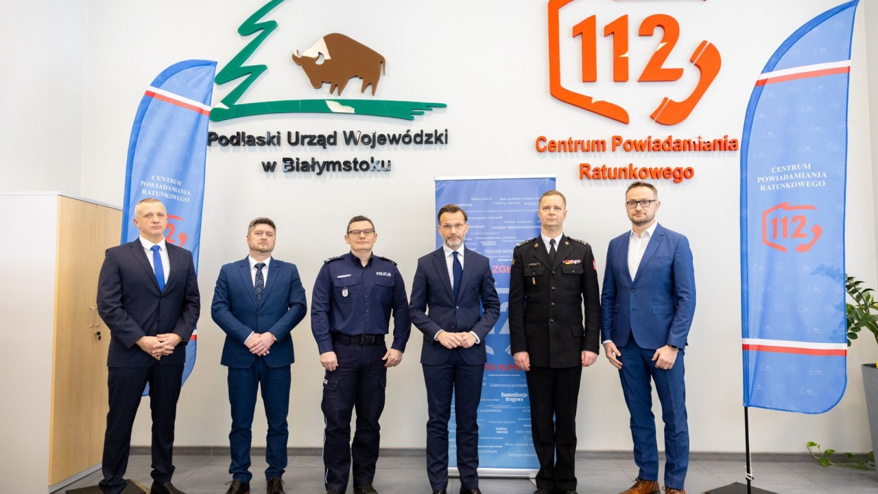 Obchody Europejskiego Dnia Numeru 112 w Centrum Powiadamiania Ratunkowego w Białymstoku [fot. Miłosz Kozakiewicz/PUW]