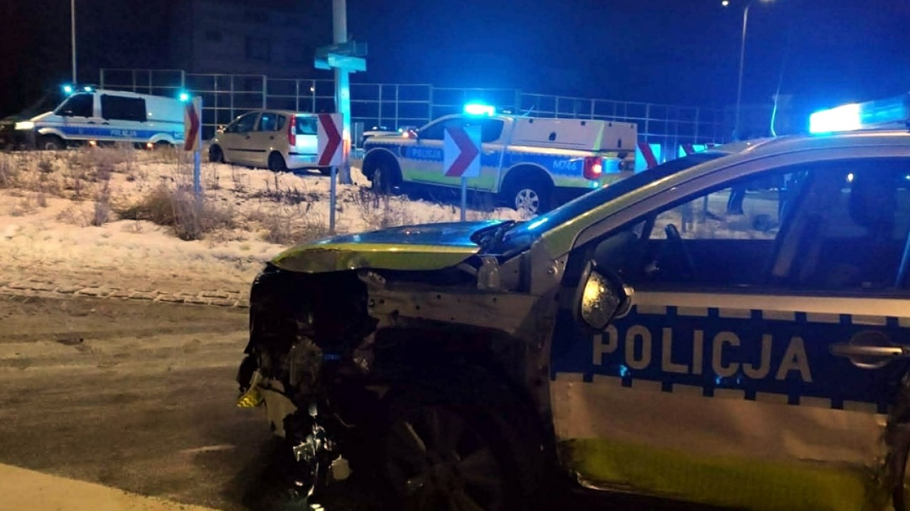 Radiowóz po pościgu [fot. KMP Białystok]