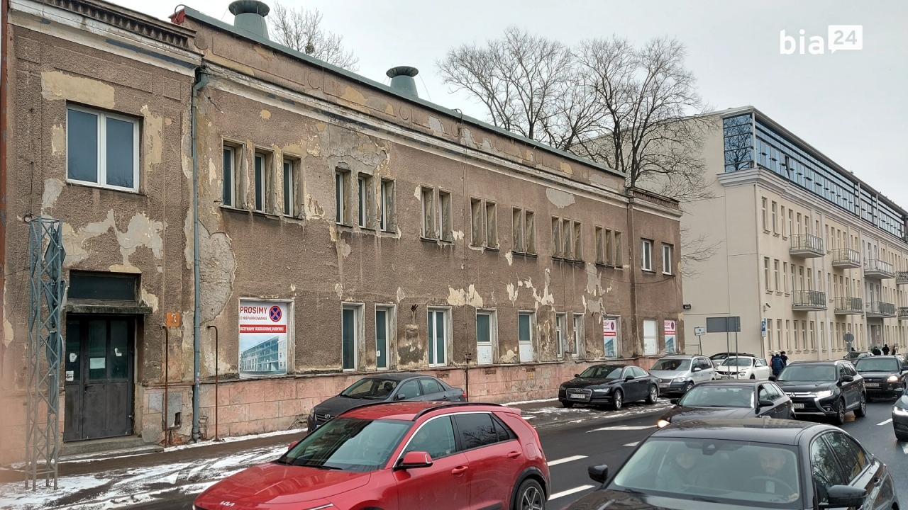 Tak  dziś wygląda budynek przy Branickiego 3 [fot. Bia24]