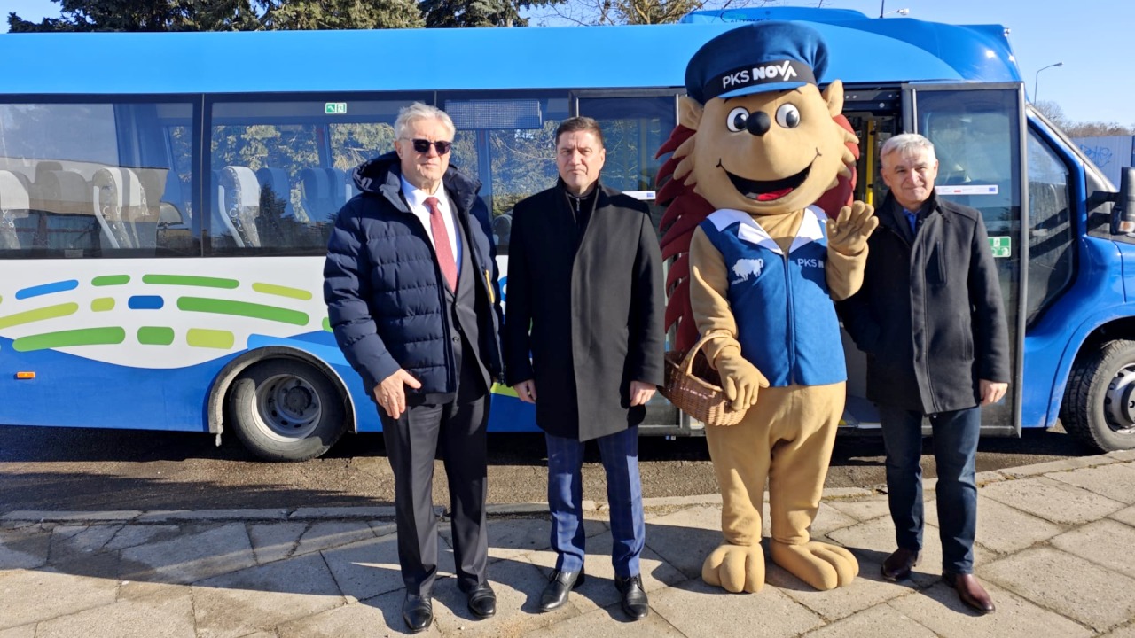 Inauguracja linii autobusowej Sejny - Suwałki przez Puńsk i Szypliszki [fot. PKS Nova]