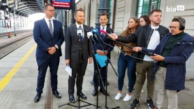 Poseł ogłasza złotą erę