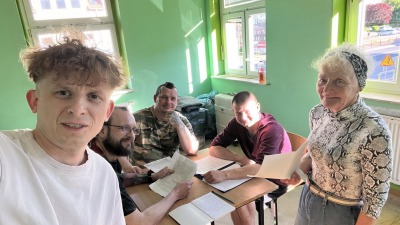 Mieszkańcy noclegowni stworzyli teatr. W niedzielę pierwsza premiera „Obsady Zmywaka”