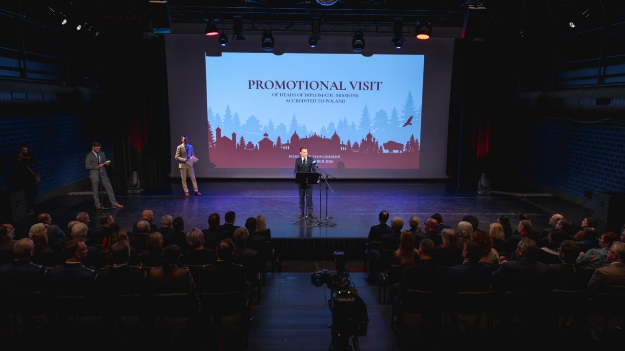 Powitanie ambasadorów w Operze i Filharmonii Podlaskiej [fot. M. Kozakiewicz PUW]