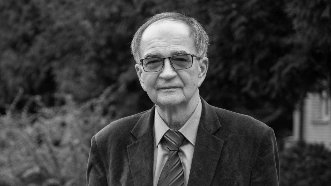 Zmarł prof. Adam Jamróz