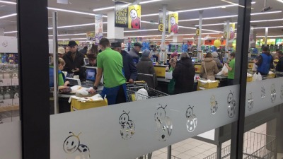 Białystok: Strajk pracowników Biedronki, Tesco, Lidla i&nbsp;Auchan