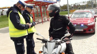 Policjanci skontrolowali motocyklistów
